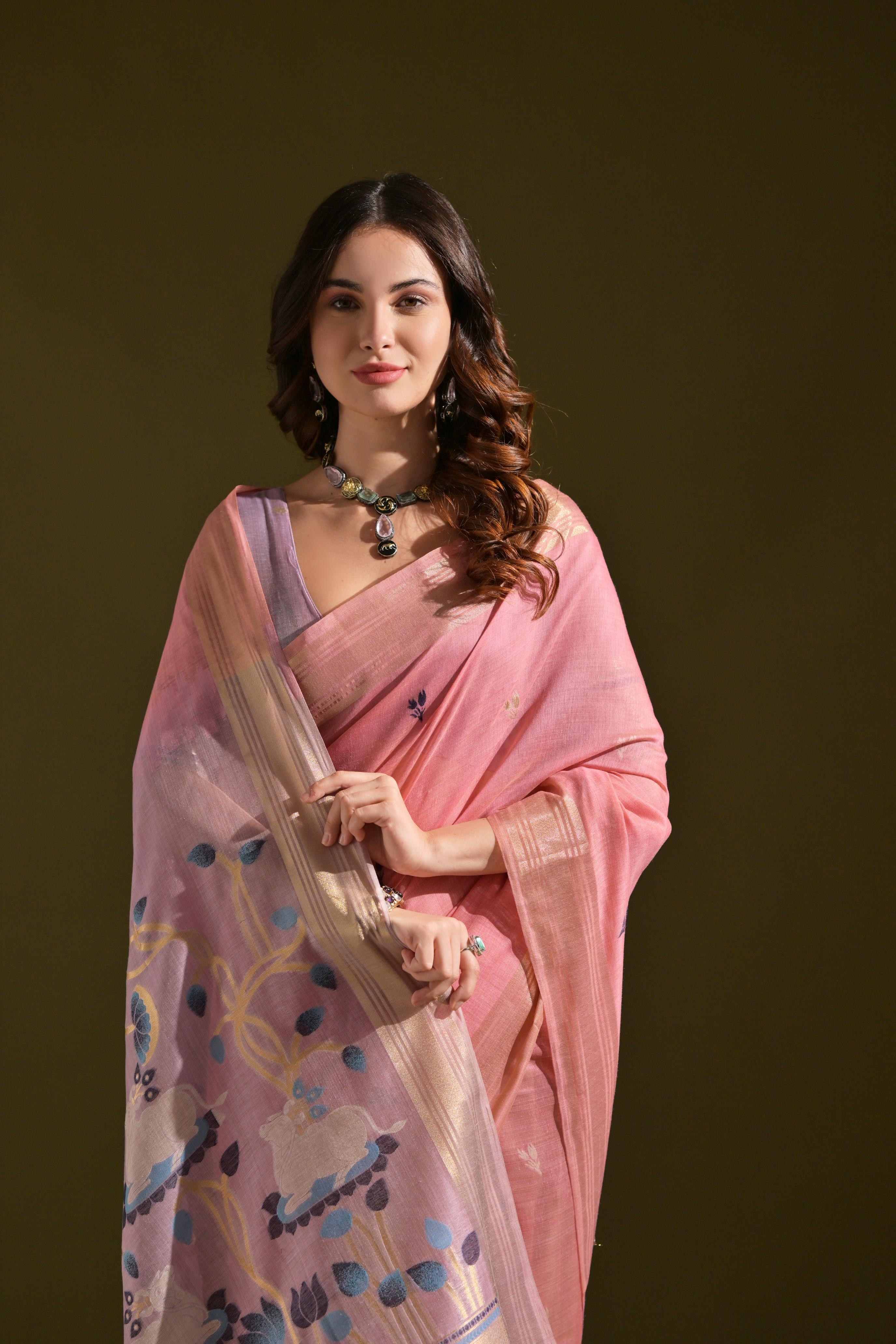Ruhani -Ethnic motifs woven design saree with woven design border Has zari detail