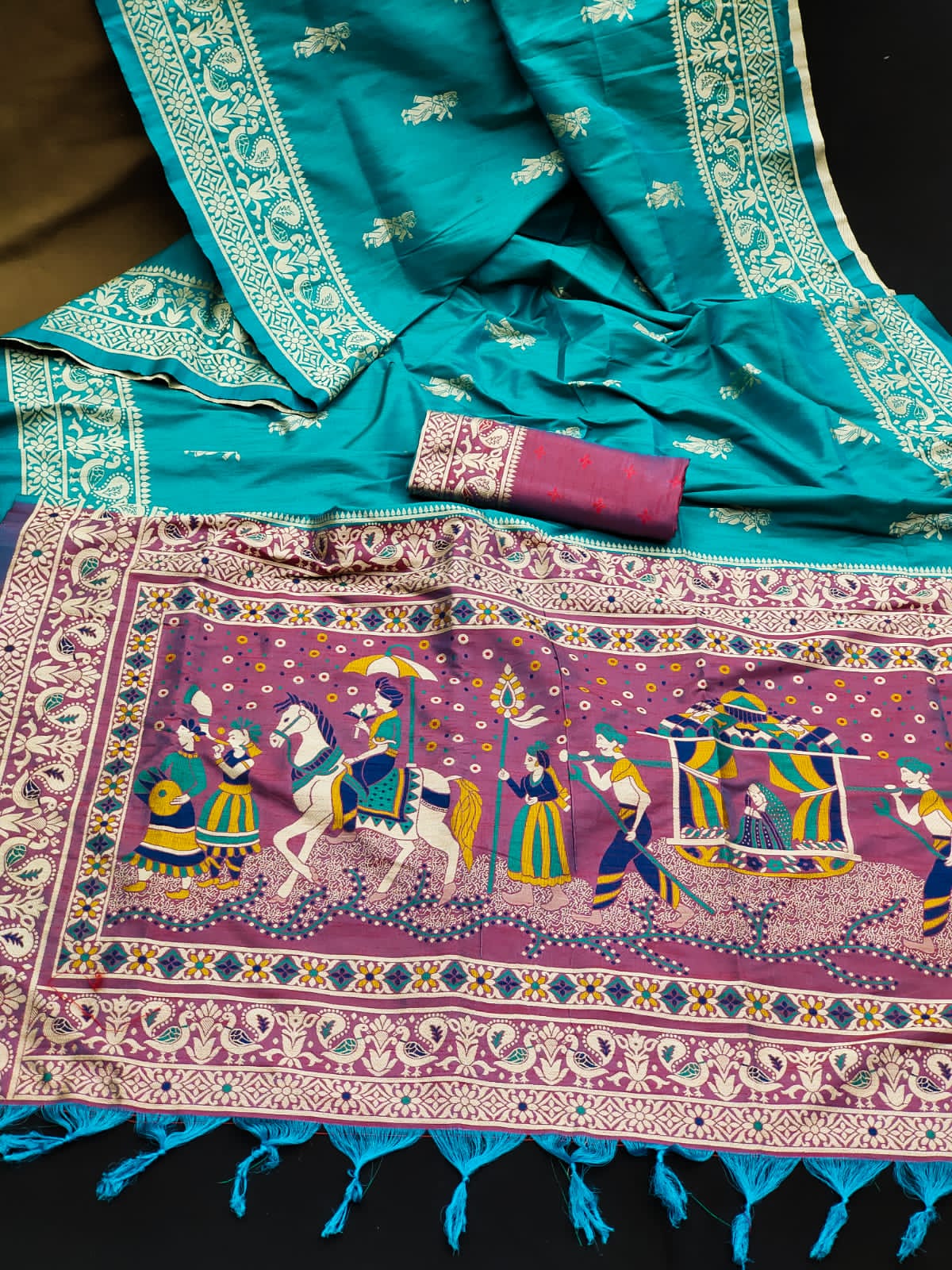 Tribal- Ethnic Motifs Woven Design Saree