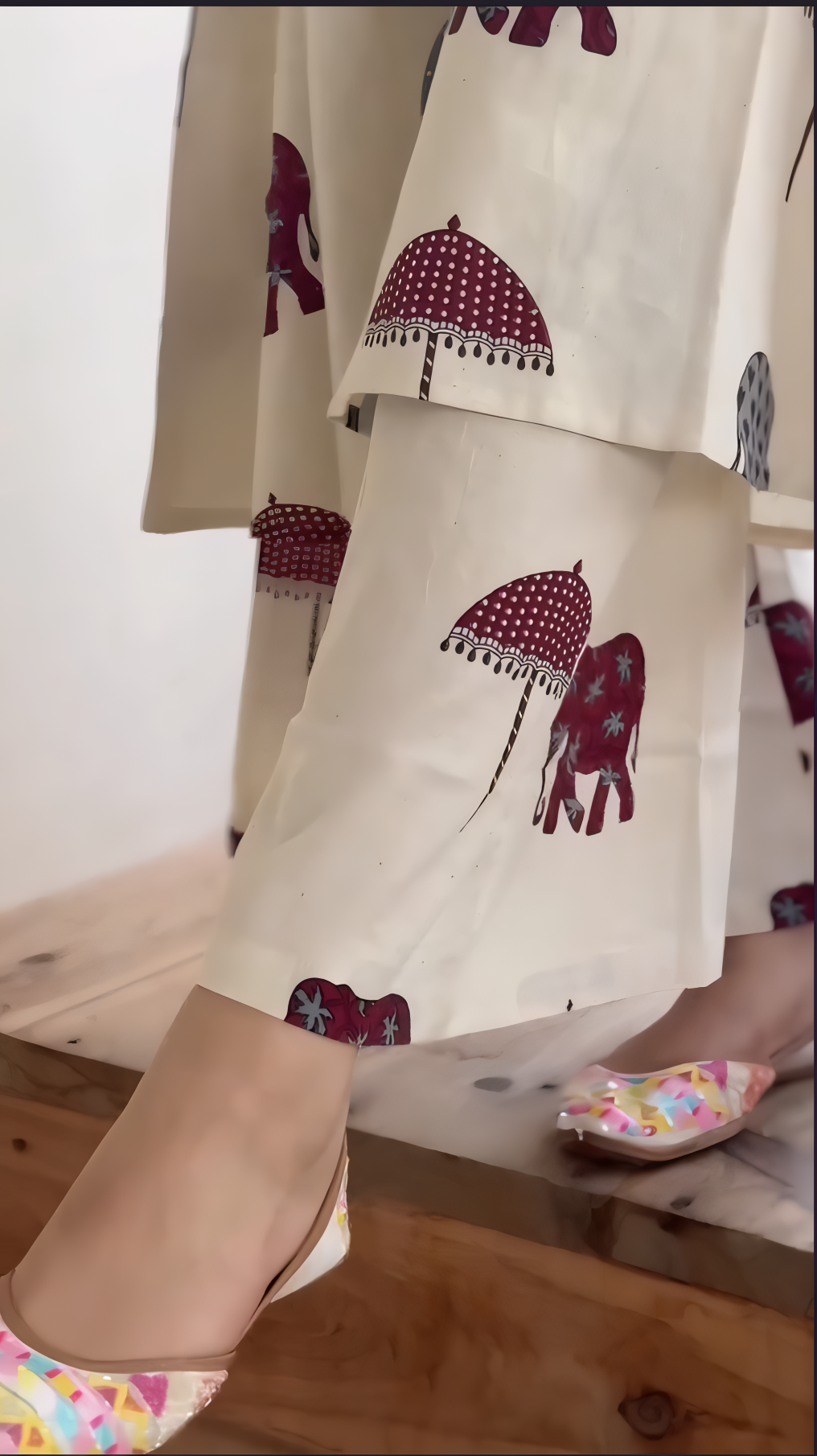 E&F- A must-have kurta set print work and soft fabric