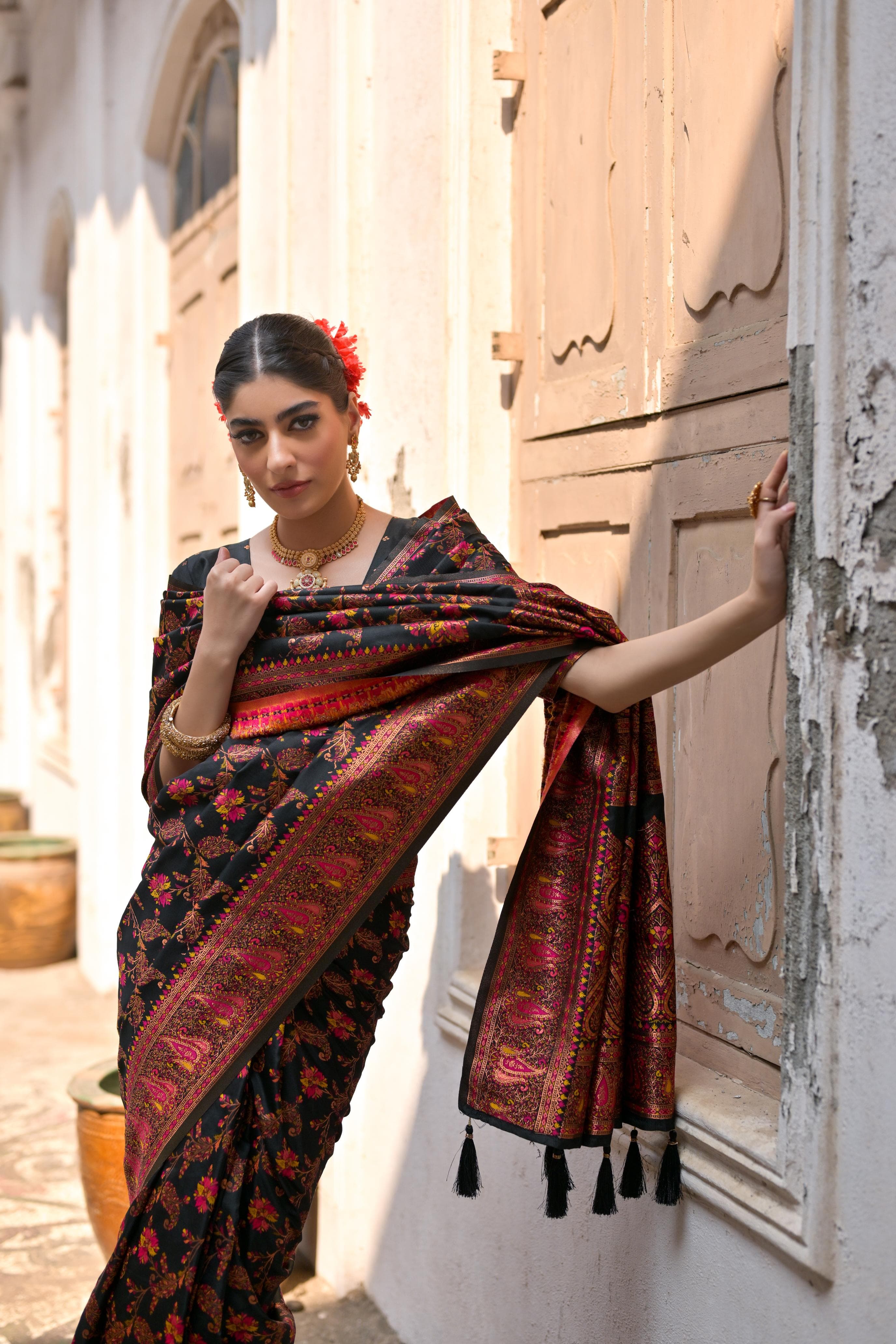 Taj - Andaaz – Rich Zari Silk in Emerald Glow