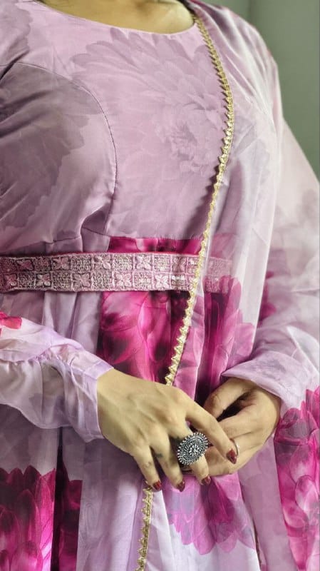 Featuring Beautiful Suit Sets in Pure Orgenza Top with pent, And Orgenza Duppata it is beautifully decorated desgins With Embroidery Sequence Full Nack