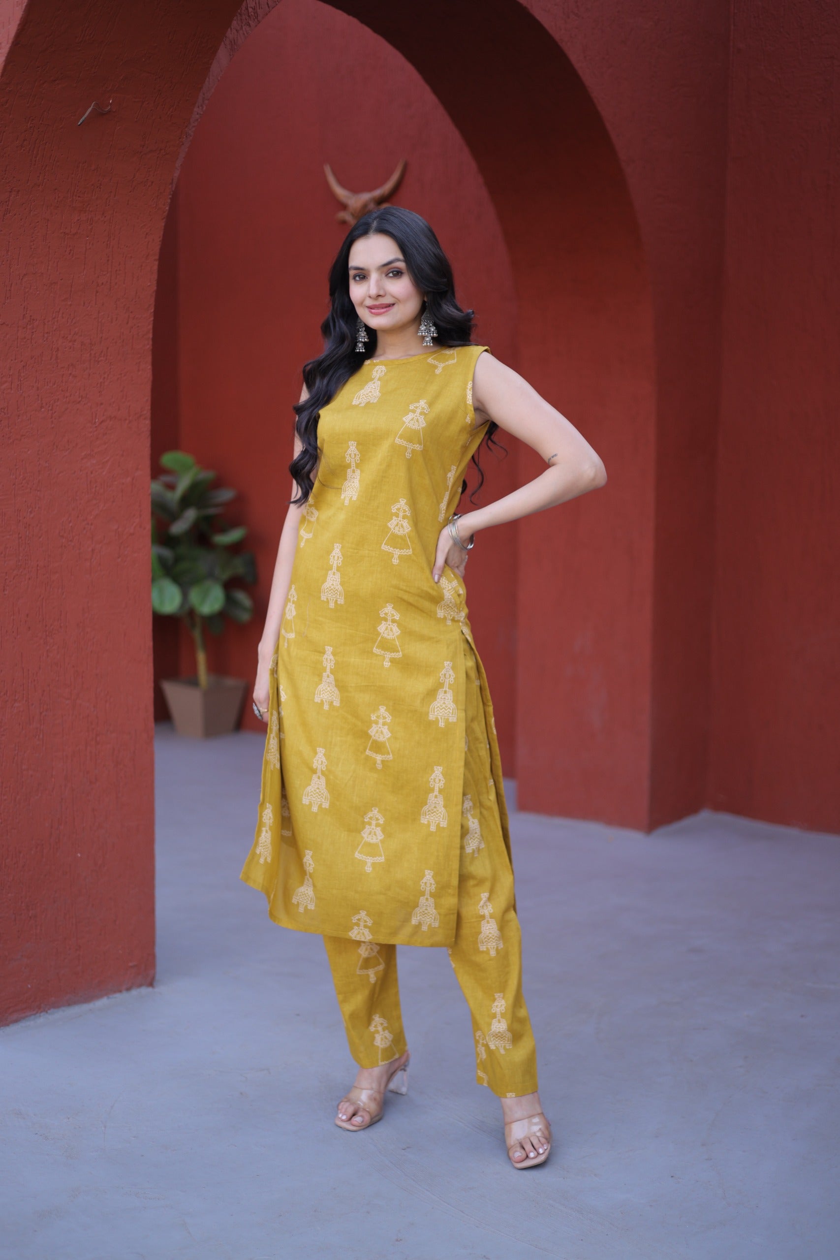 Modern Ethnic Wear Kurta set Set for Girls