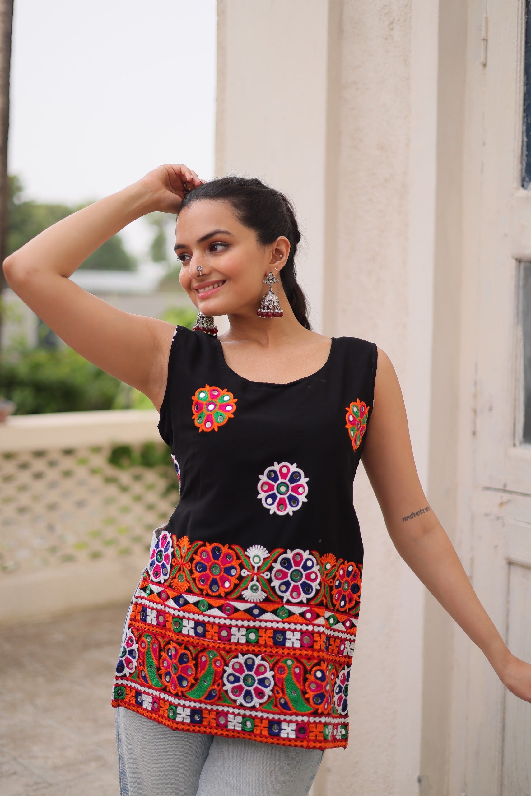 Georgette Kutchi Gamthi Work