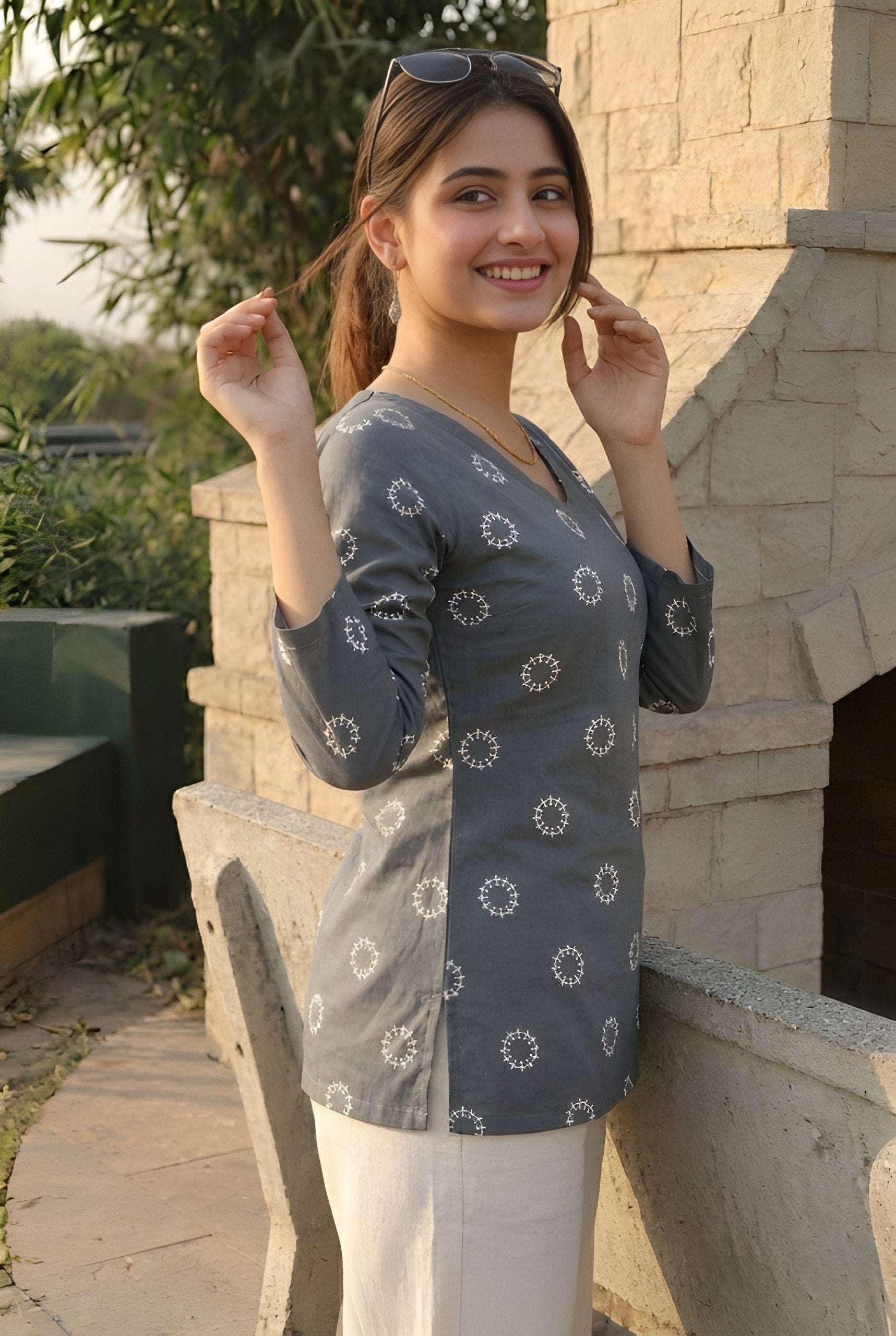 Woman V-neck Straight Short Kurti & Tunic
