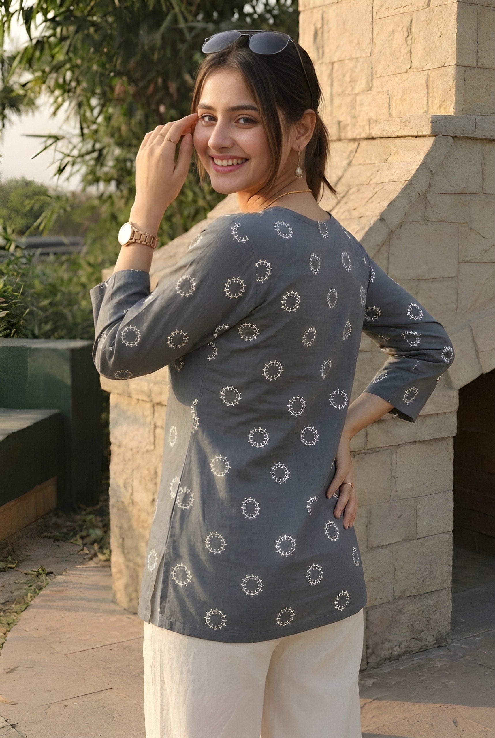 Woman V-neck Straight Short Kurti & Tunic