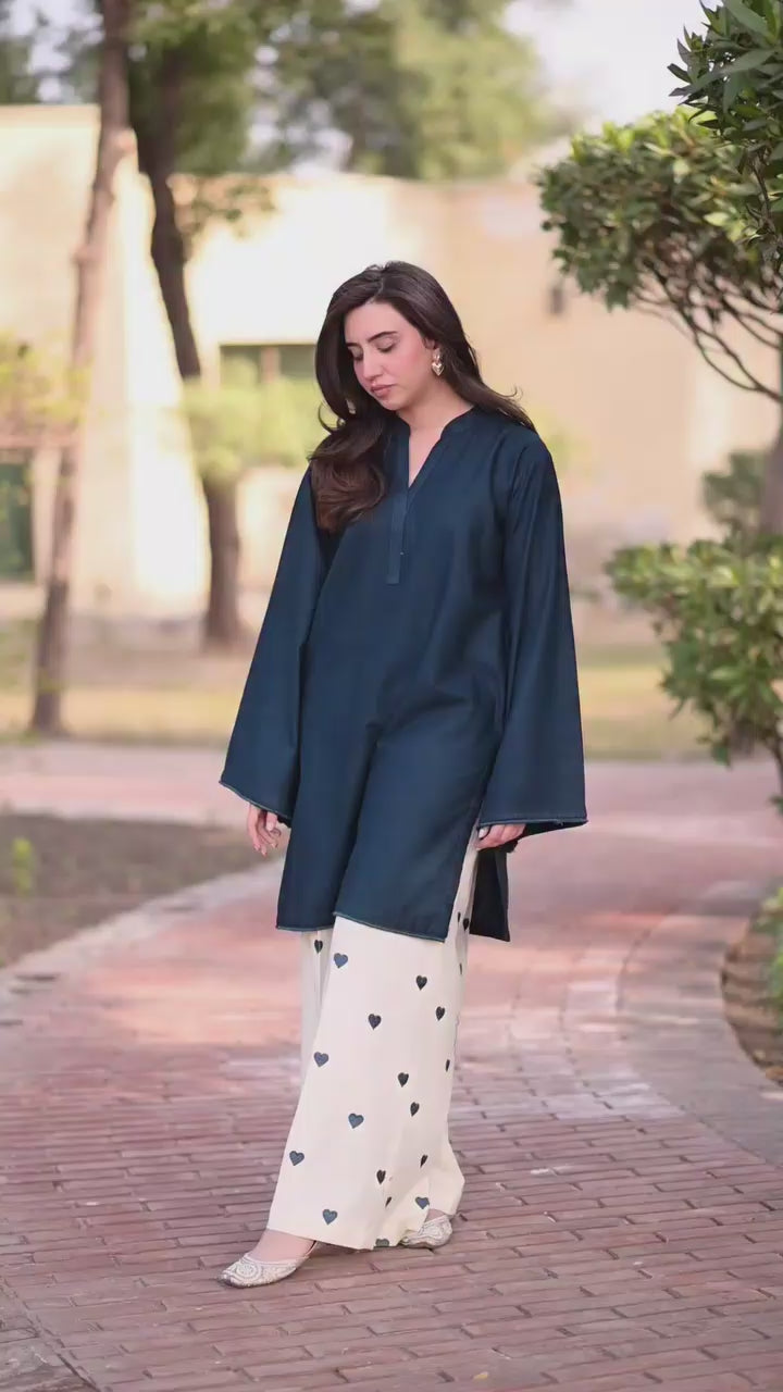 Dhanak Straight Kurti with Heart Print Palazzo
