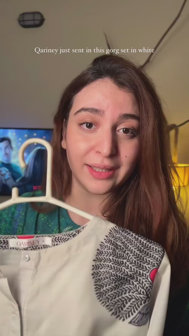 Kira-ccIvory Serenity Co-Ord Set with Abstract Leaf Prints