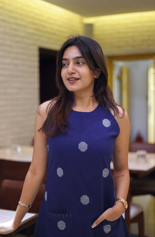 Nayra- Cotton Polka Handloom Meera Set